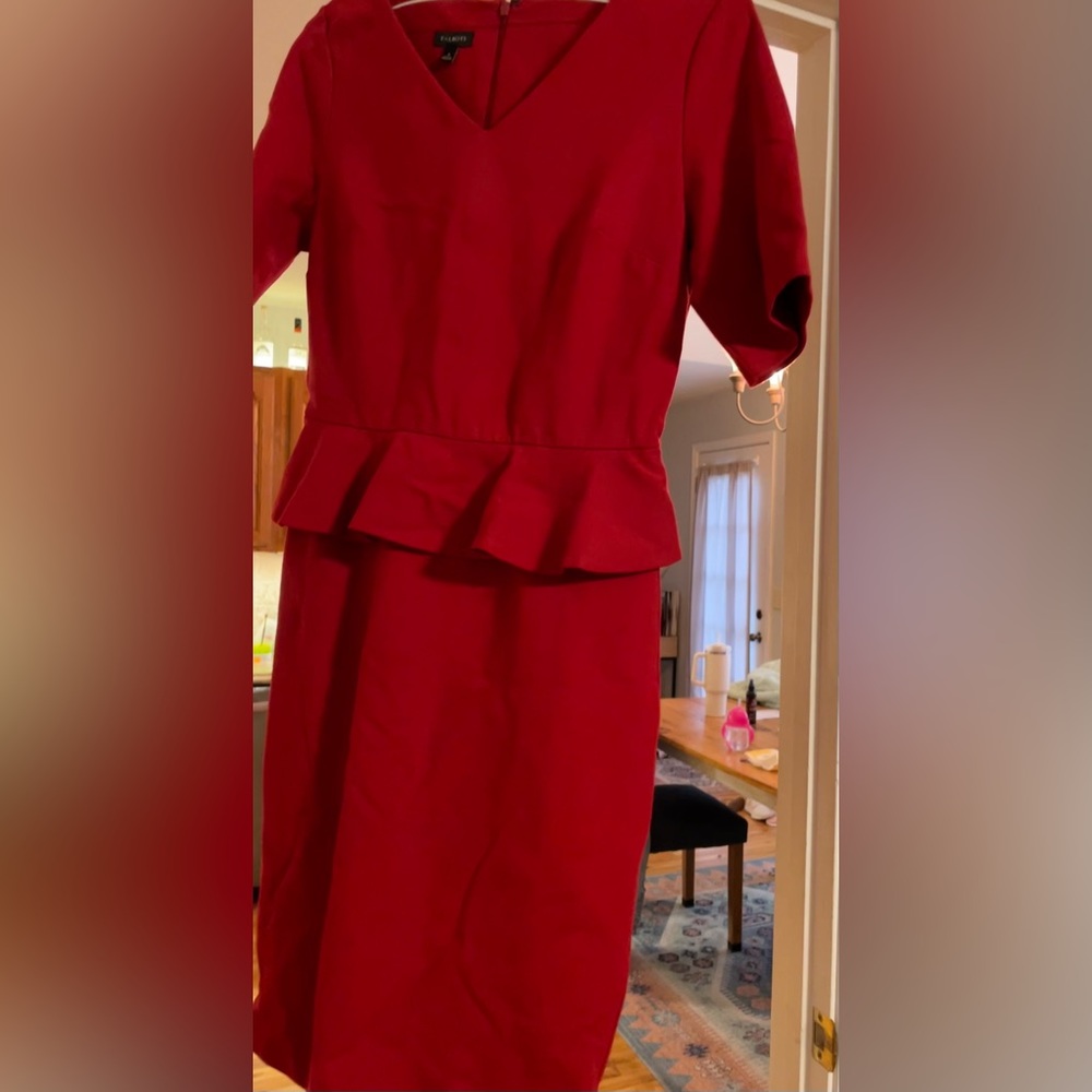 Women’s Talbots red dress size 6 EUC